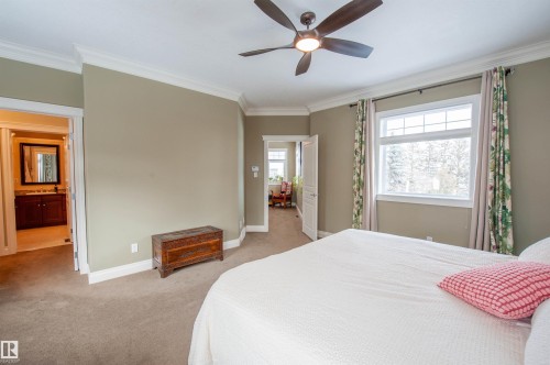 47 River Heights Drive, Edmonton, AB - Indoor Photo Showing Bedroom