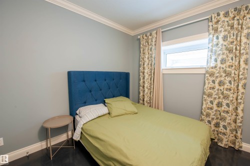 47 River Heights Drive, Edmonton, AB - Indoor Photo Showing Bedroom