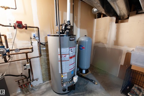 47 River Heights Drive, Edmonton, AB - Indoor Photo Showing Basement