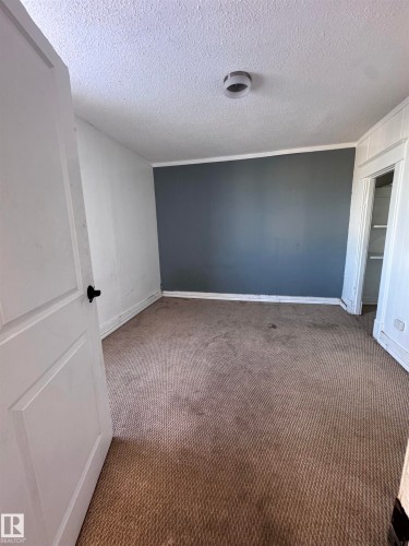 10730 92 Street, Edmonton, AB - Indoor Photo Showing Other Room