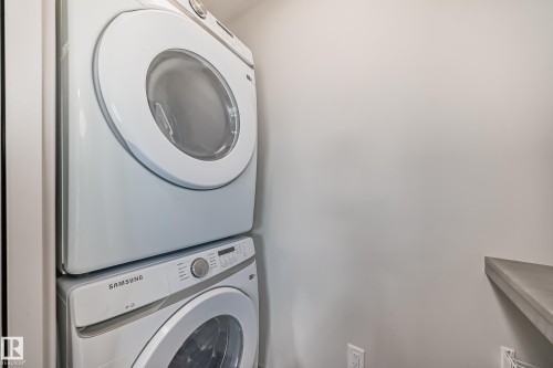 11016 149 Street, Edmonton, AB - Indoor Photo Showing Laundry Room