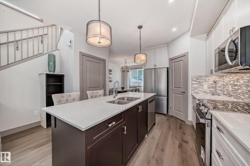11016 149 Street, Edmonton, AB - Indoor Photo Showing Kitchen With Double Sink With Upgraded Kitchen