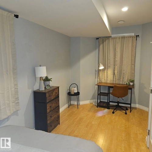 4th Bedroom In The Basement. - 10216 89 Street, Edmonton, AB - Indoor