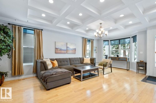 10216 89 Street, Edmonton, AB - Indoor Photo Showing Living Room