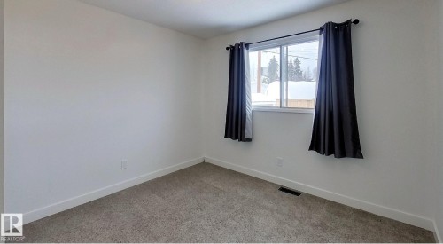 1102 55 Street, Edson, AB - Indoor Photo Showing Other Room