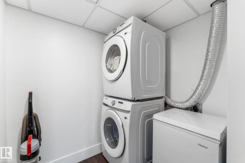 302 9504 182 Street, Edmonton, AB - Indoor Photo Showing Laundry Room