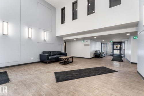 302 9504 182 Street, Edmonton, AB - Indoor Photo Showing Other Room