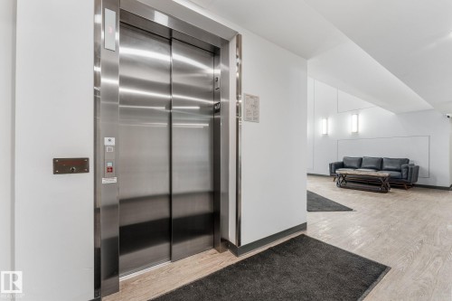 302 9504 182 Street, Edmonton, AB - Indoor Photo Showing Other Room