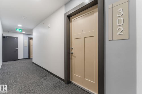 302 9504 182 Street, Edmonton, AB - Indoor Photo Showing Other Room