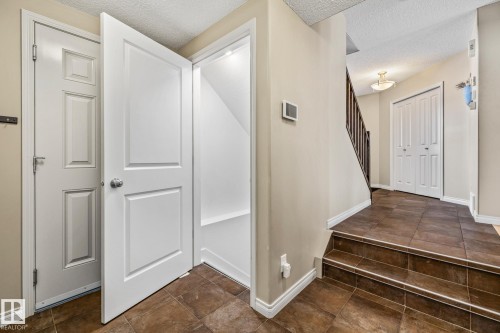 33 Newgate Way, St. Albert, AB - Indoor Photo Showing Other Room