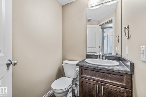 33 Newgate Way, St. Albert, AB - Indoor Photo Showing Bathroom