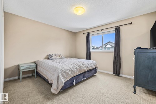 33 Newgate Way, St. Albert, AB - Indoor Photo Showing Bedroom