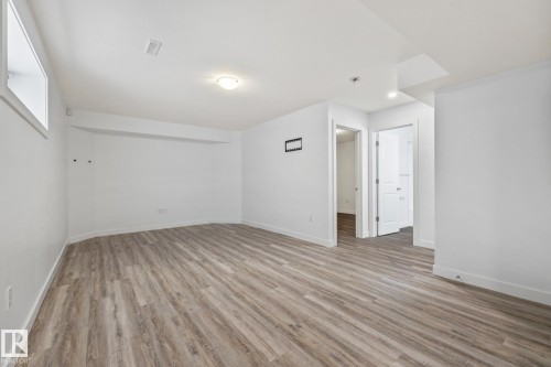 33 Newgate Way, St. Albert, AB - Indoor Photo Showing Other Room