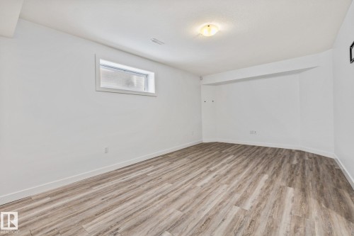 33 Newgate Way, St. Albert, AB - Indoor Photo Showing Other Room