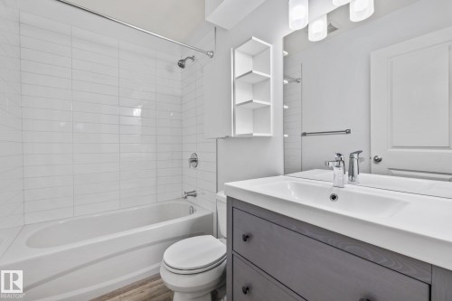 33 Newgate Way, St. Albert, AB - Indoor Photo Showing Bathroom