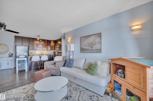 413 1204 156 Street, Edmonton, AB - Indoor Photo Showing Living Room