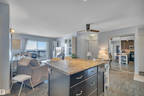 413 1204 156 Street, Edmonton, AB - Indoor