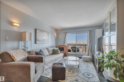 413 1204 156 Street, Edmonton, AB - Indoor Photo Showing Living Room