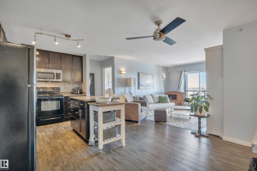 413 1204 156 Street, Edmonton, AB - Indoor