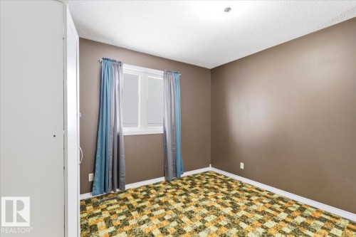 189 Elm Crescent, Wetaskiwin, AB - Indoor Photo Showing Bedroom