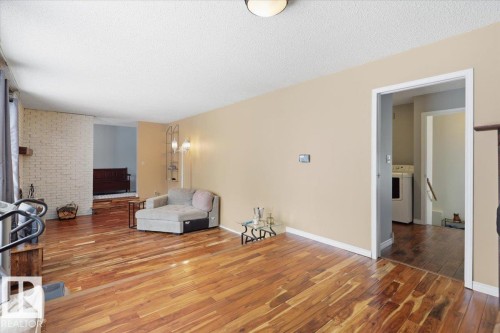 189 Elm Crescent, Wetaskiwin, AB - Indoor