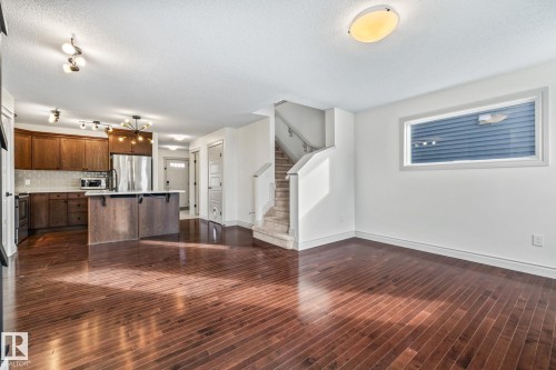 22115 88 Avenue, Edmonton, AB - Indoor Photo Showing Kitchen