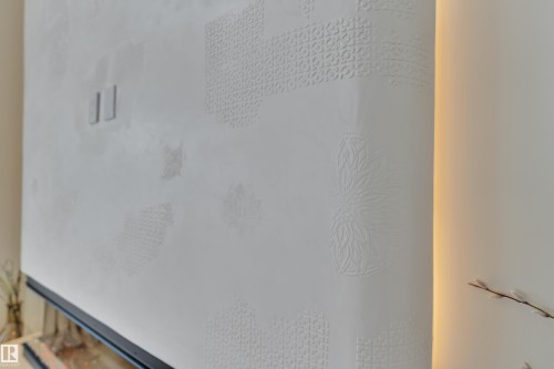 Detailed view - 2408 1 Ave Sw, Edmonton, AB - Indoor Photo Showing Other Room