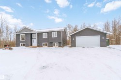 201 54419 RGE ROAD 14  Rural Lac Ste. Anne County, AB T0E 1V2