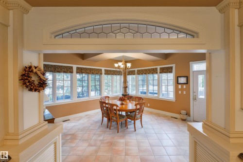 108 Westbrook Drive, Edmonton, AB - Indoor Photo Showing Dining Room