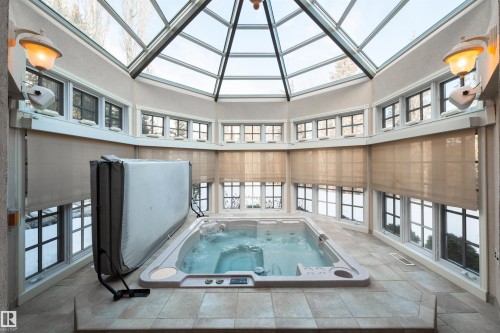 108 Westbrook Drive, Edmonton, AB - Indoor Photo Showing Other Room