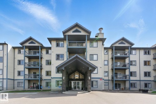 125-16303 95 Street  Edmonton, AB T5Z 3V1
