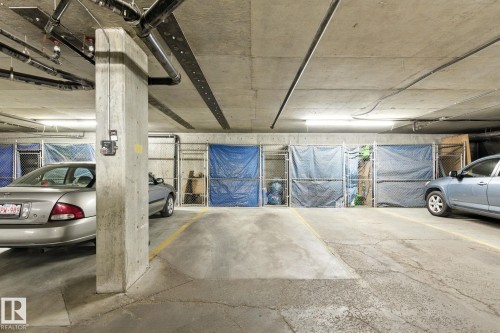 125-16303 95 Street, Edmonton, AB - Indoor Photo Showing Garage
