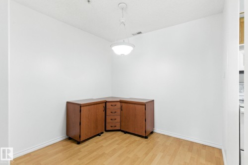 16303 95 Street, Edmonton, AB - Indoor Photo Showing Other Room