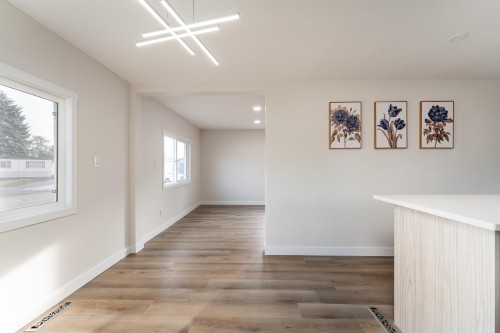 2001 West View Green, Edmonton, AB - Indoor Photo Showing Other Room