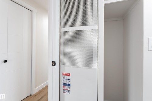 2001 West View Green, Edmonton, AB - Indoor Photo Showing Other Room