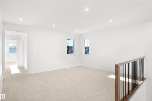20608 27 Avenue, Edmonton, AB - Indoor Photo Showing Other Room