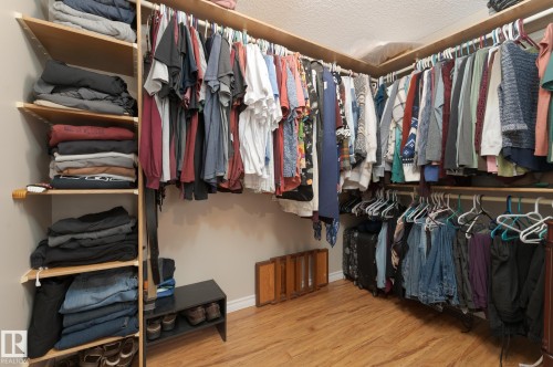613 Whiston Wynd, Edmonton, AB - Indoor With Storage