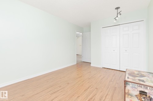 613 Whiston Wynd, Edmonton, AB - Indoor Photo Showing Other Room