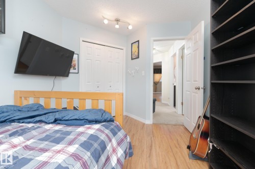 613 Whiston Wynd, Edmonton, AB - Indoor Photo Showing Bedroom