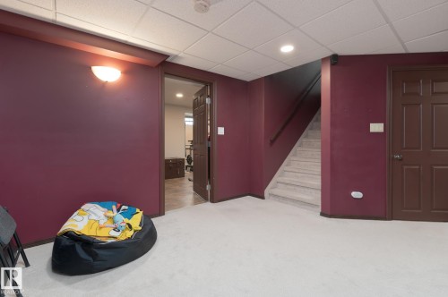 613 Whiston Wynd, Edmonton, AB - Indoor Photo Showing Other Room