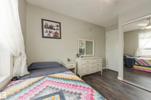 2412 9357 Simpson Drive, Edmonton, AB - Indoor Photo Showing Bedroom