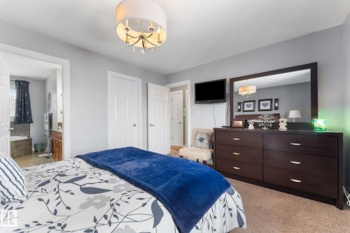 61 Wedgewood Crescent, Fort Saskatchewan, AB - Indoor Photo Showing Bedroom