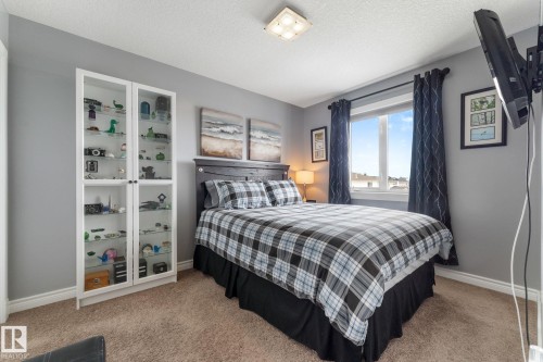 61 Wedgewood Crescent, Fort Saskatchewan, AB - Indoor Photo Showing Bedroom