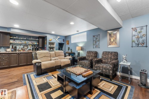 61 Wedgewood Crescent, Fort Saskatchewan, AB - Indoor Photo Showing Living Room