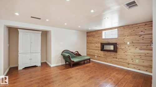 12338 91 Street, Edmonton, AB - Indoor With Fireplace