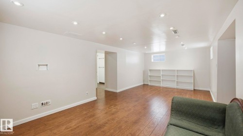 12338 91 Street, Edmonton, AB - Indoor Photo Showing Other Room