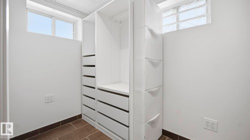 12338 91 Street, Edmonton, AB - Indoor