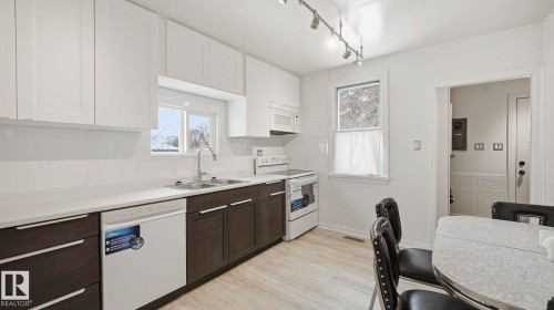 12338 91 Street, Edmonton, AB - Indoor Photo Showing Kitchen With Double Sink