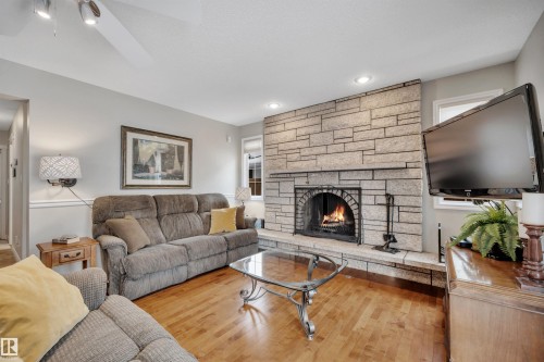 10522 30 Avenue, Edmonton, AB - Indoor Photo Showing Living Room With Fireplace