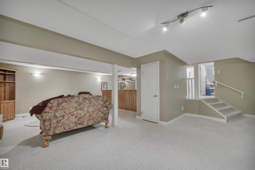 10522 30 Avenue, Edmonton, AB - Indoor